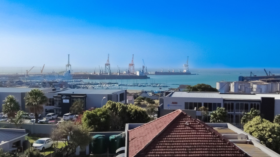 5 Bedroom Property for Sale in Humerail Eastern Cape